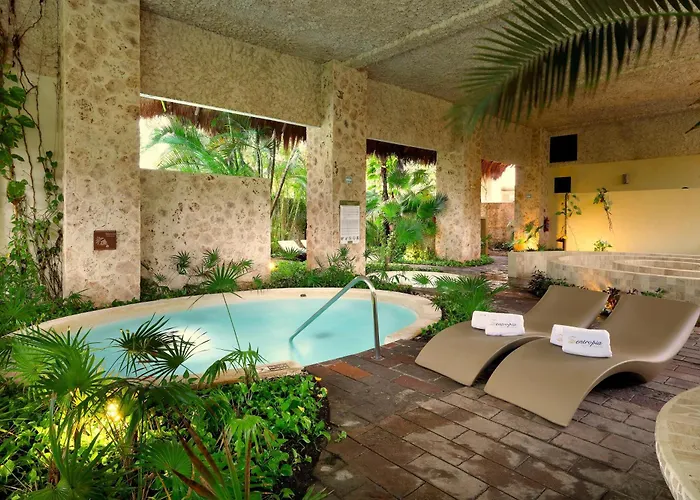 Grand Palladium Kantenah & 5* Akumal