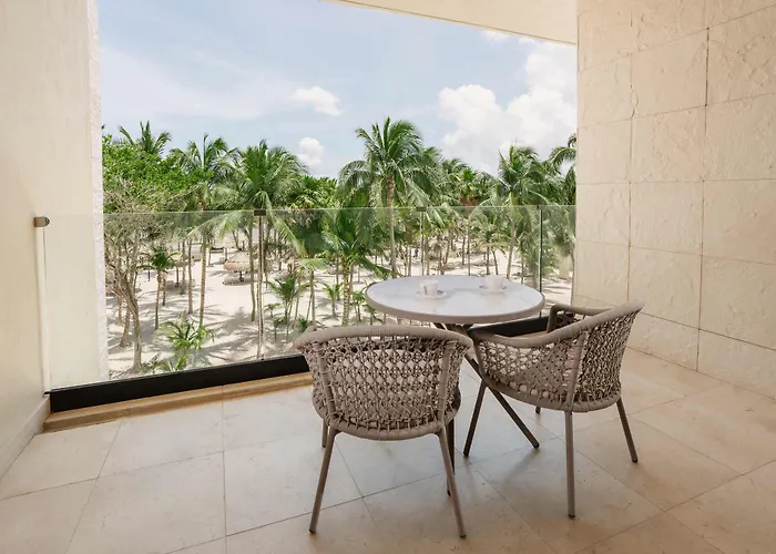 Grand Palladium Kantenah & Resort 5*