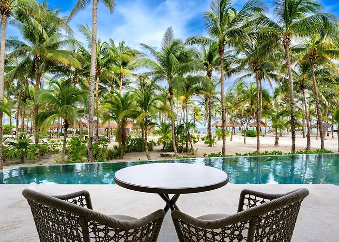 Grand Palladium Kantenah & Resort